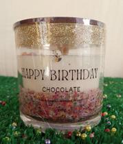 Vela Aromática Artesanal Bolo aniversário de chocolate 150g Coleção Make a Wish