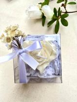 Vela Aromática Flor Coração com Flores Desidratadas Lembrancinha Perfumada