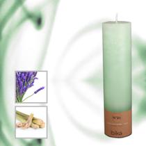 Vela aromática Oásis queima 150h com fragrância capim-limão e lavanda