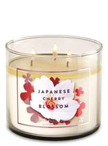 Vela Bath & Body Works Japanese Cherry Blossom - 3 Pavios, 430ml