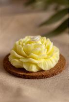 Vela Decorativa Aromática Peônia Amarela - Feita à Mão com Ceras Naturais Vela Decorativa Aromática Peônia Amarela - Feita à Mão com Ceras Naturais