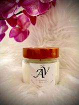 Vela Decorativa e Aromática 180g com Tampa Cromada Aromas Variados Amor e Velas Vela Decorativa e Aromática 180g com Tampa Cromada Aromas Variados Amor e Velas