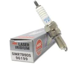 Vela iridium simr7b9ds - cb 300r/ xre 300 2013 em diante Vela iridium simr7b9ds - cb 300r/ xre 300 2013 em diante
