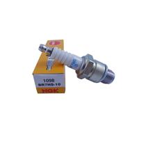 Vela NGK YAMAHA 9.9 / 15 / 25 / 30 HP / MERCURY 15 / 25 / 40 JAPONES Vela NGK YAMAHA 9.9 / 15 / 25 / 30 HP / MERCURY 15 / 25 / 40 JAPONES