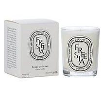 Vela perfumada Diptyque Freesia 60 horas de tempo de queima Vela perfumada Diptyque Freesia 60 horas de tempo de queima