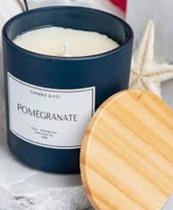Vela Perfumada Pomegranate Candle & Co. 200g - Duo Parfum Vela Perfumada Pomegranate Candle & Co. 200g - Duo Parfum