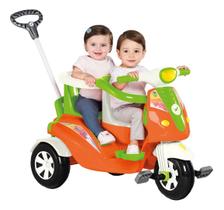 Velotrol Infantil Triciclo Andador Motoca De Passeio 2 Em 1 Com Pedal Som Empurrador Duas Crianças