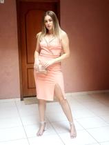 Vestido alça fina com aplicação. tamanho m. cor salmon . tecido jacquard