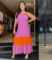 Vestido bicolor com cinto Vestido bicolor com cinto