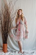 Vestido Boho Chic com Estampa Floral e Babados Ideal para o Verão com Estilo Leve e Romântico-1185 - Palak Vestido Boho Chic com Estampa Floral e Babados Ideal para o Verão com Estilo Leve e Romântico-1185 - Palak