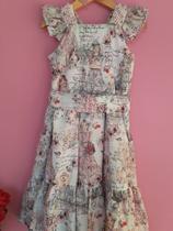 Vestido bordado pedraria