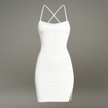 Vestido Branco de Veludo Festas Elegante Curto com Abertura Forrado Cor:BrancoTamanho:M Vestido Branco de Veludo Festas Elegante Curto com Abertura Forrado Cor:BrancoTamanho:M