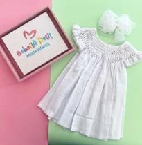 Vestido branco + laço Vestido branco + laço