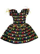 Vestido caipira bandeirinha colorido lançamento moda junina