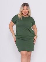 Vestido com bolso plus size
