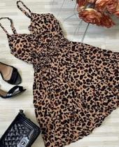 Vestido com estampa de onça Vestido com estampa de onça