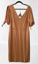 Vestido Curto com Abertura nas Costas