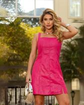 Vestido Curto em Linho
