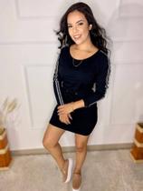 Vestido curto manga longa em moletinho