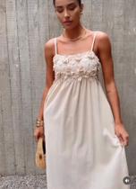 Vestido de alcinha.