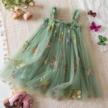 Vestido de Malha Verde com Bordado Floral para Bebês - Ideal para Verão e Praia