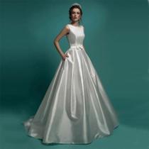 Vestido De Noiva Boho Chic Simples E Bonito Princesa. Vestido De Noiva Boho Chic Simples E Bonito Princesa.