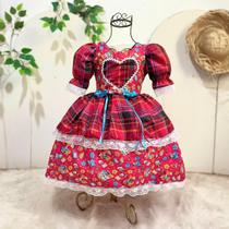 Vestido de Quadrilha Duas Camadas com Rendinhas Xadrez Vermelho e Preto com Festa Junina Vermelho