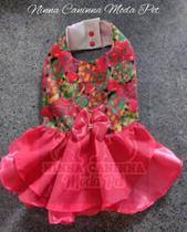 Vestido de tule com laço