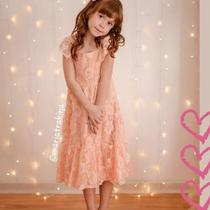 vestido em renda na cor salmon