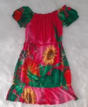 Vestido estampado com fundo Rosa
