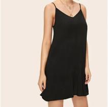 Vestido Eva com corte minimalista Vestido Eva com corte minimalista