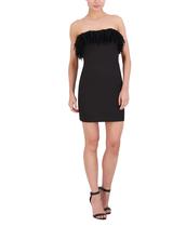 Vestido feminino BCBGMAXAZRIA com gola reta e penas de tule