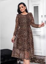 Vestido feminino em tule Vestido feminino em tule