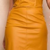 Vestido feminino longo sem alça couro