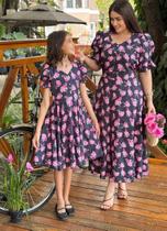 Vestido Feminino Mídi Godê Estampado Crepe Seda Mãe e filha Vestido Feminino Mídi Godê Estampado Crepe Seda Mãe e filha