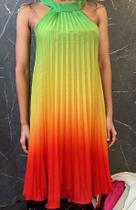 Vestido Feminino Midi Plissado Degradê Gola Halter Sem Bojo Moda Chic - Dona Flor Store Vestido Feminino Midi Plissado Degradê Gola Halter Sem Bojo Moda Chic - Dona Flor Store