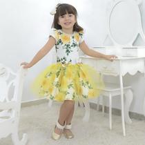Vestido Floral infantil amarelo com tule sobre a saia Vestido Floral infantil amarelo com tule sobre a saia