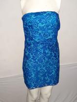 Vestido forrado de renda tubinho azul anil (Tam:P/M) Vestido forrado de renda tubinho azul anil (Tam:P/M)