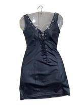 Vestido ilhós Vestido ilhós