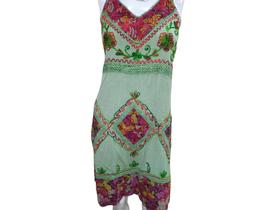 Vestido Indiano Curto Bordado Estonado Verde Floral BOHO.