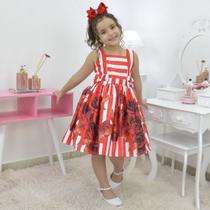 Vestido infantil com listras brancas e flores vermelhas