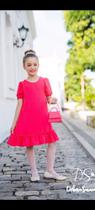 Vestido infantil com mangas curtas