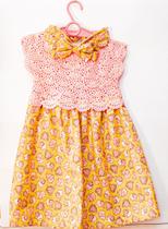 Vestido infantil com Pala e faixa p/ cabelo , PALA produzida de forma manual , técnica do crochê - Lu Aráujo Ateliê