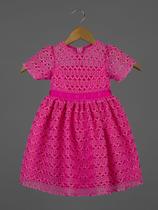 Vestido Infantil Crochet Ferretti - Sofisticação e Conforto para Eventos e Passeios