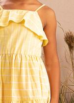 Vestido Infantil Feminino Em Tecido Listrado Fio Tinto Vestido Infantil Feminino Em Tecido Listrado Fio Tinto