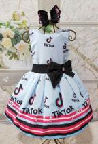 Vestido Infantil Temático Luxo TikTok Vestido Infantil Temático Luxo TikTok