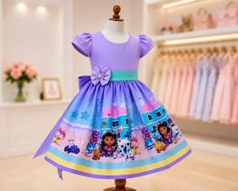 Vestido Infantil Temático Simples a Casa da Gabby Lilas Laço roxo Vestido Infantil Temático Simples a Casa da Gabby Lilas Laço roxo