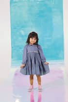 Vestido jeans com apliques de lantejolas - gabriela aquarela