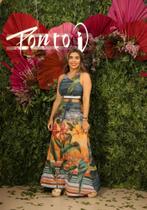 Vestido longo com fenda frente