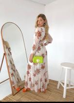 Vestido longo de tulê manga longa Vestido longo de tulê manga longa